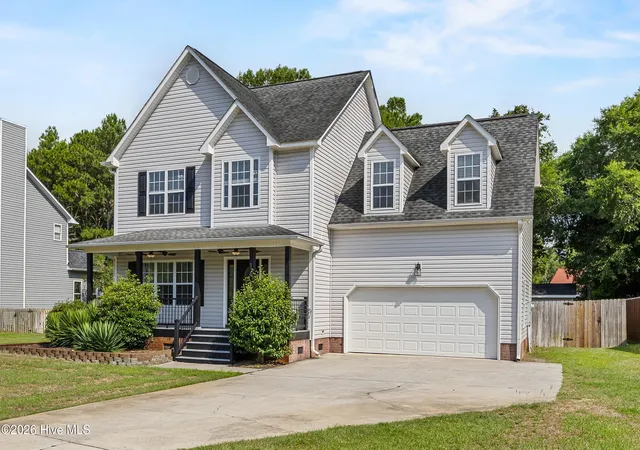 Homes for sale in Sneads Ferry, NC | 139 Bayshore Dr, Sneads Ferry, NC 28460 | MLS# 100587255