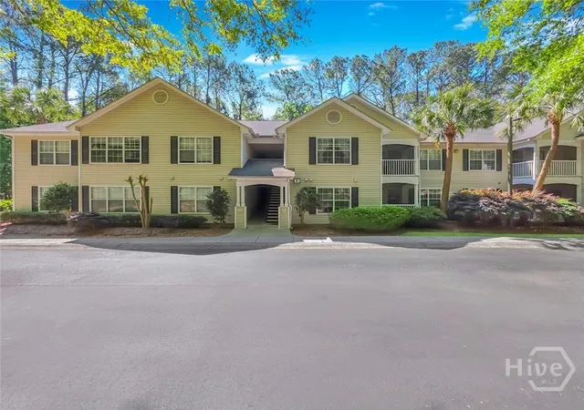 Photo 4 of Condo for sale at 50 Pebble Beach Cvs #F111, Bluffton, SC 29910 | MLS# SA360169 | Listing updated on 2026-10-01