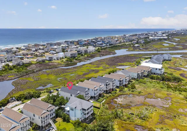 Photo 4 of Townhouse for sale at 125 S Boca Bay Ln #B, Surf City, NC 28445 | MLS# 100538733 | Listing updated on 2026-09-08