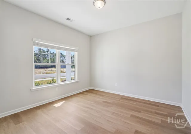 3rd image of 162 Orkney Rd, Savannah, GA 31407 | MLS# SA357145