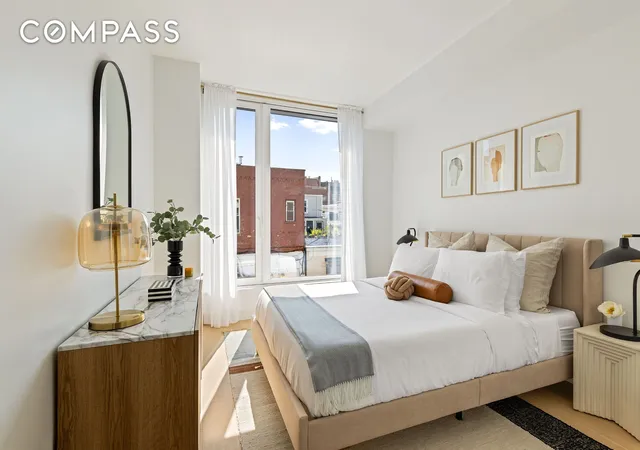Photo 3 of House for sale at 171 N 1St St #3C, Brooklyn, NY 11211 | MLS# RLS10996242 | Listing updated on 2025-12-18