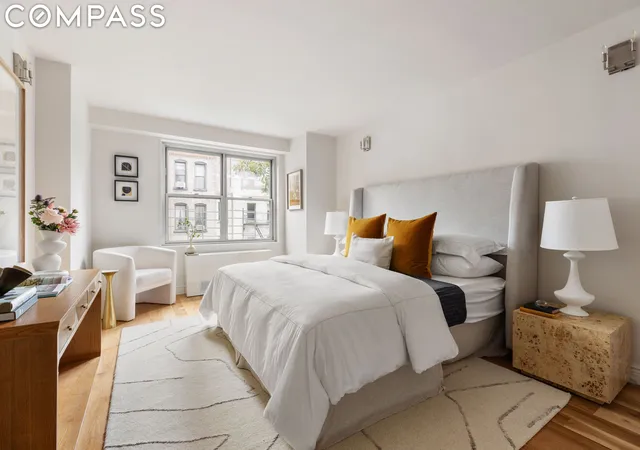 Listing Photo 4 - Condo for sale in building located at 345 E 86Th St, New York City, NY 10028 - Unit #4AG