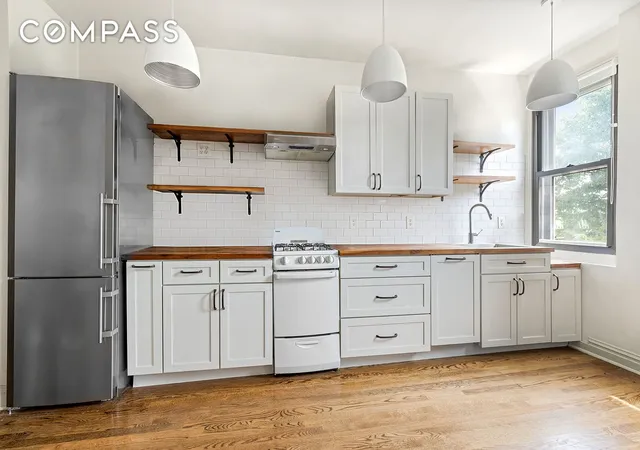 Photo 2 of Sale Pending at 192 E 8th St #4D, Brooklyn, NY 11218 | MLS# RLS11005617 | Listing updated on 2026-08-05