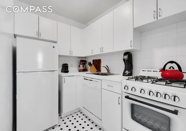 Photo 4 of Sale Pending at 143 Ave B #12E, New York City, NY 10009 | MLS# RLS11014721 | Listing updated on 2026-08-05