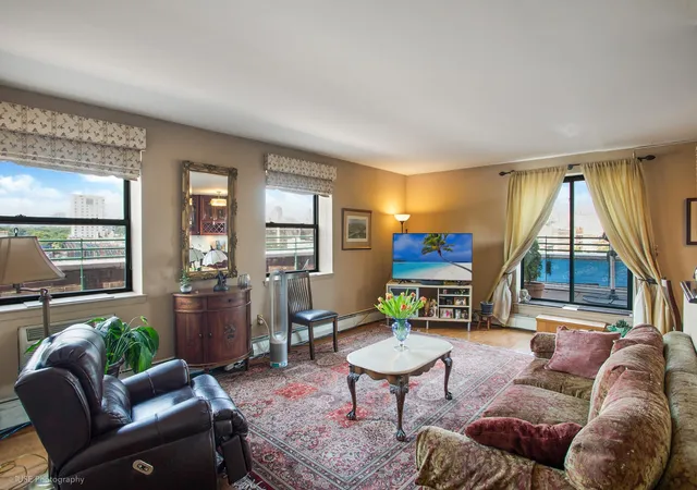 Homes for sale in New York, NY | 130 Lenox Ave, New York, NY 10026