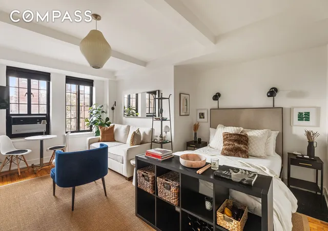 Photo 1 of Sale Pending at 201 W 16th St #8E, New York, NY 10011 | MLS# RLS11010696 | Listing updated on 2025-06-04