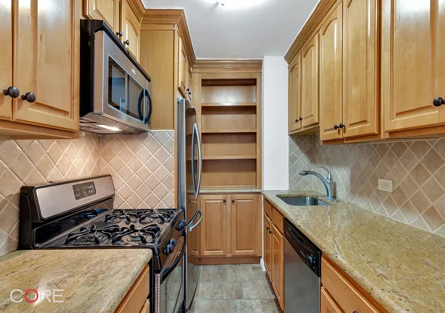 3rd image of 201 E 28Th St #12B, New York City, NY 10016 | MLS# RLS10968344