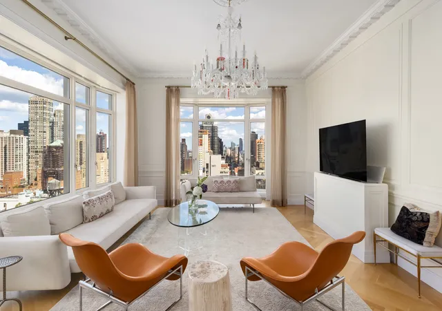 Photo 1 of House for sale at 520 Park Ave #22, New York City, NY 10065 | MLS# RLS11008575 | Listing updated on 2025-12-12