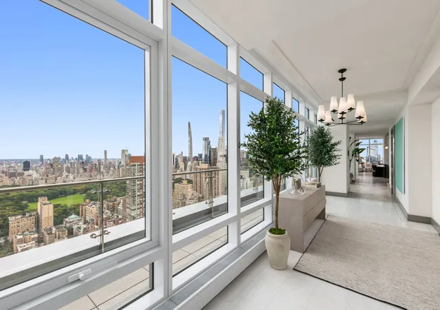 Listing Photo 4 - Condo for sale in building located at 200 Amsterdam Ave, New York City, NY 10023 - Unit #PH2