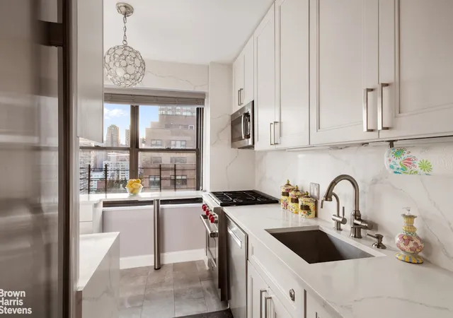 Listing Photo 2 - Condo for sale in building located at 345 E 80Th St, New York City, NY 10075 - Unit #19EF