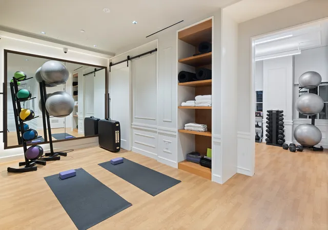 Homes for sale in New York City, NY | 829 Park Avenue, New York City, NY 10021 | Houzeo