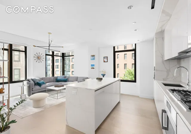 Photo 1 of House for sale at 212 W 95Th St #4A, New York, NY 10025 | MLS# RLS10982411 | Listing updated on 2025-12-17