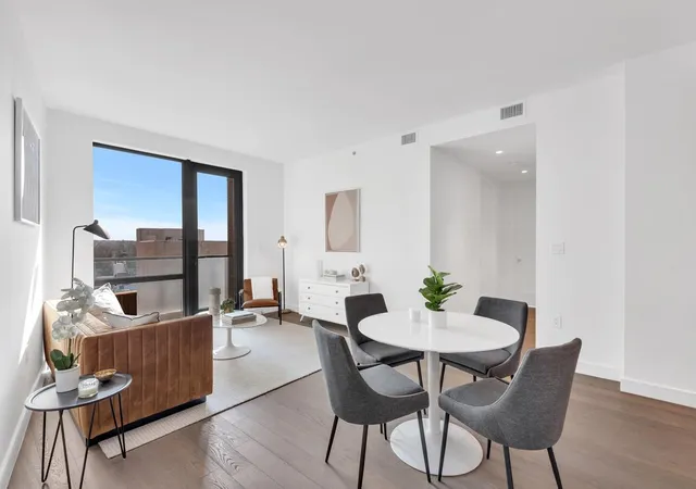 2nd image of 107-06 Queens Blvd #5-G, Forest Hills, NY 11375 | MLS# RLS10987086