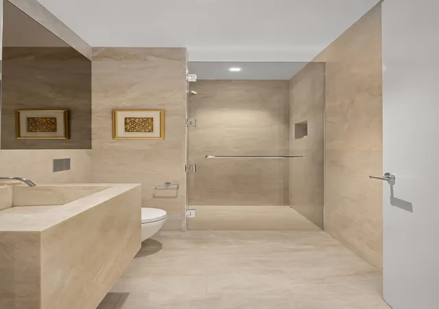 Photo 4 of House for sale at 140 W 81st Street, New York, NY 10024 | MLS# RLS11017477 | Listing updated on 2026-03-17