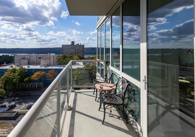 2nd image of 640 W 237Th St #12B, New York City, NY 10463 | MLS# RLS11017494