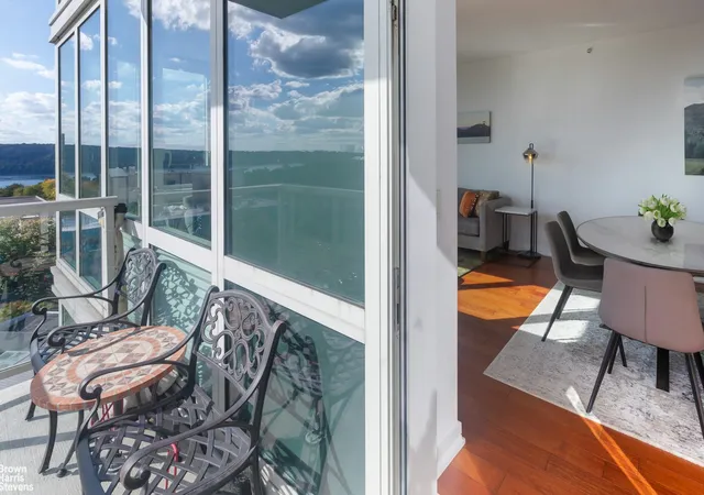 3rd image of 640 W 237Th St #12B, New York City, NY 10463 | MLS# RLS11017494