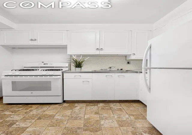 5th image of 35-11 85Th St, New York, NY 11372