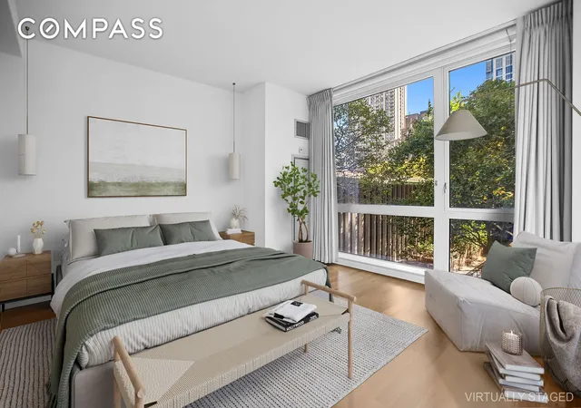 Photo 4 of Sale Pending at 200 W End Ave #5H, New York, NY 10023 | MLS# RLS11016866 | Listing updated on 2026-01-01