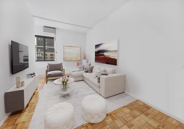2nd image of 372 5Th Ave #8L, New York City, NY 10018 | MLS# RLS10975139