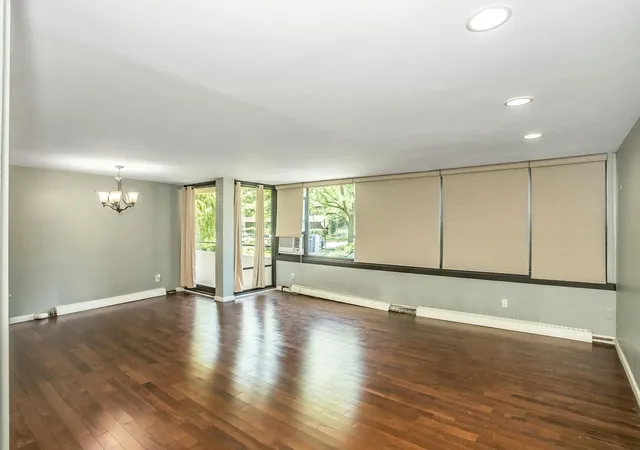 2nd image of 166 10 Powells Cove Blvd #2C, Whitestone, NY 11357 | MLS# RLS10992163