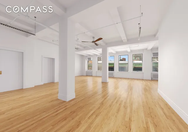 Photo 1 of Sale Pending at 118 E 25th St #8, New York, NY 10010 | MLS# RLS11001476 | Listing updated on 2026-03-10