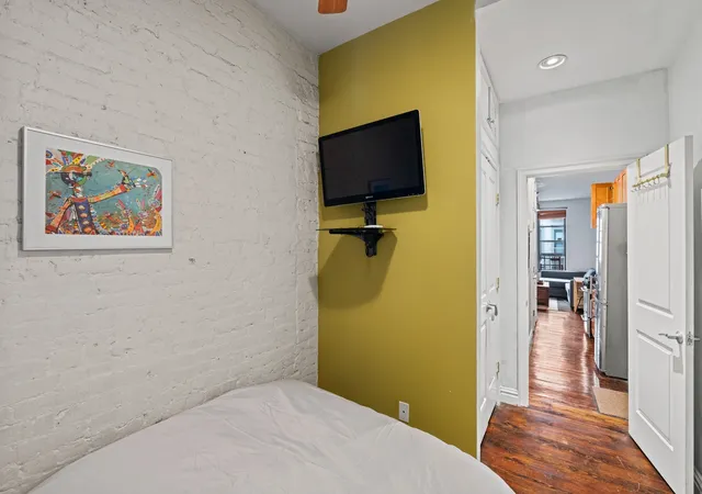 Listing Photo 5 - Condo for sale in building located at 336 E 77Th St, New York City, NY 10075 - Unit #11