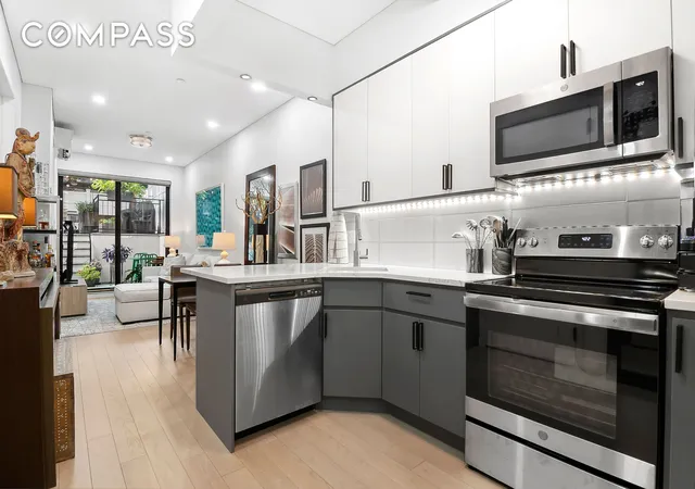 Listing Photo 5 - Condo for sale in building located at 1043 Halsey St, New York, NY 11207 - Unit #1