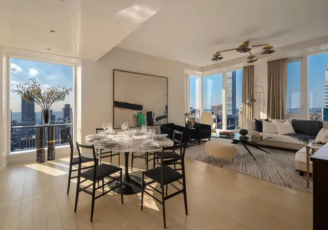 2nd image of 138 E 50Th St, New York City, NY 10022