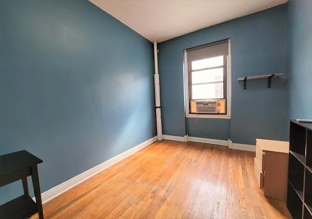 3rd image of 21-58 35Th St #5-B, Astoria, NY 11105 | MLS# RLS10992818
