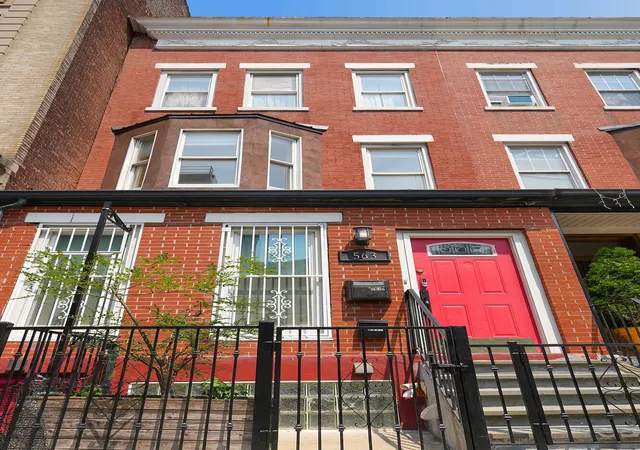 39th image of 563 W 182nd St, New York, NY 10033 | MLS# RLS11006935