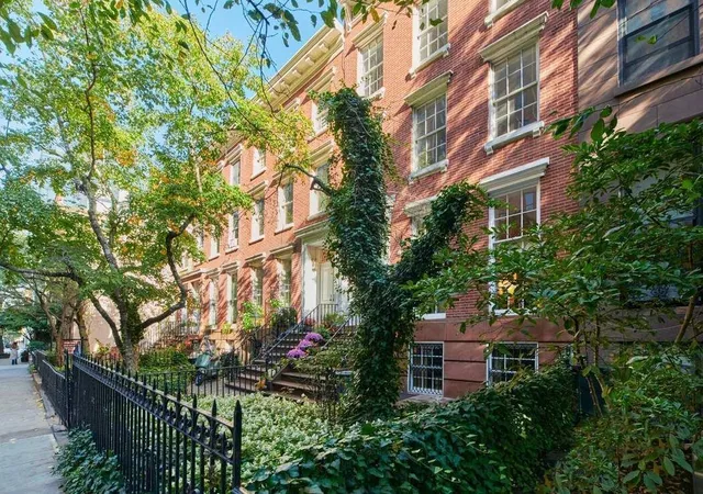 Photo 1 of Single family home for sale at 453 W 24th St, New York City, NY 10011 | MLS# RLS10939232 | Listing updated on 2026-07-30