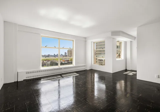 Photo 3 of Sale Pending at 549 W 123Rd St #12-E, New York, NY 10027 | MLS# RLS10914924 | Listing updated on 2026-01-01