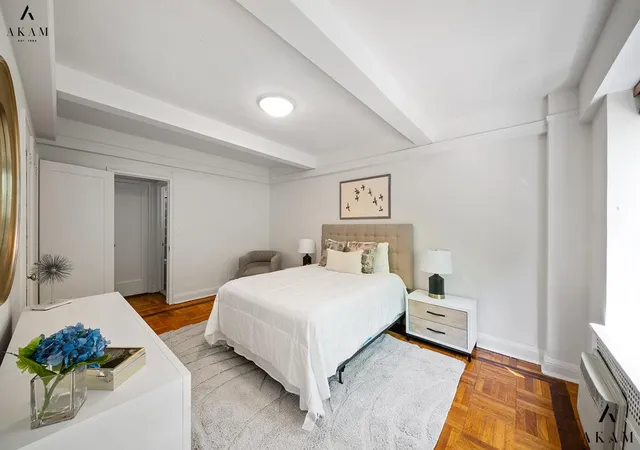Photo 4 of Sale Pending at 20 E 35Th St #3-C, New York, NY 10016 | MLS# RLS10934079 | Listing updated on 2026-03-10