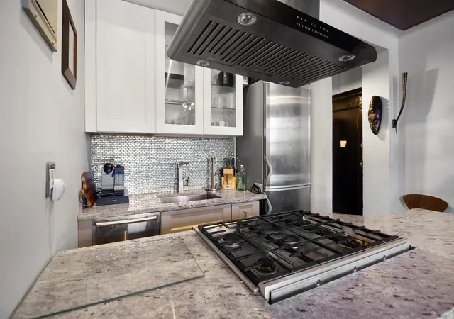 Photo 3 of Sale Pending at 2913 Foster Ave #4F, Brooklyn, NY 11210 | MLS# RLS10936194 | Listing updated on 2025-08-26