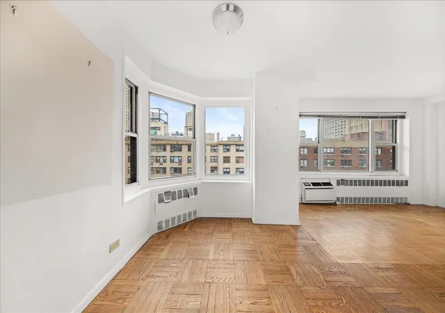 Photo 4 of Sale Pending at 440 E 79Th St #15-D, New York, NY 10075 | MLS# RLS10940860 | Listing updated on 2026-08-05