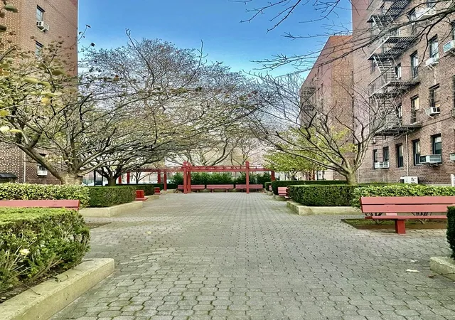 2nd image of 2547 W 2Nd St, New York City, NY 11223