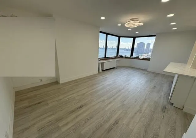House for sale at 415 E 37Th St #15-F, New York, NY 10016 | MLS# RLS10999896 | Listing updated on 2025-12-31