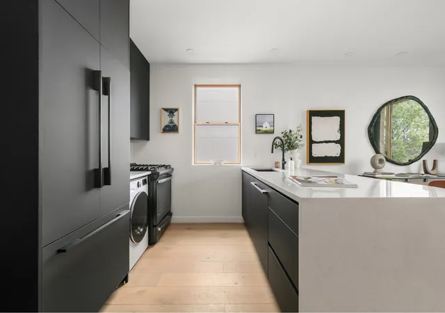 3rd image of 406 Midwood St #PHA, New York City, NY 11225 | MLS# RLS10968488