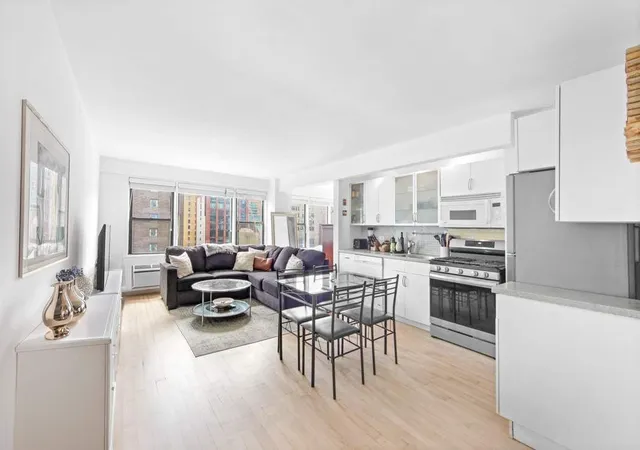 Homes for sale in New York City, NY | 245 E 24Th St #11K, New York City, NY 10010 | MLS# RLS10968034
