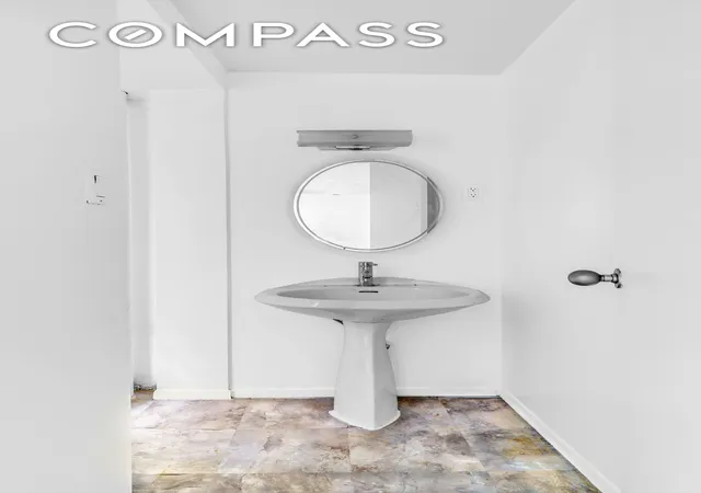 9th image of 118 Perry St #J39, New York City, NY 10014 | MLS# RLS10987538