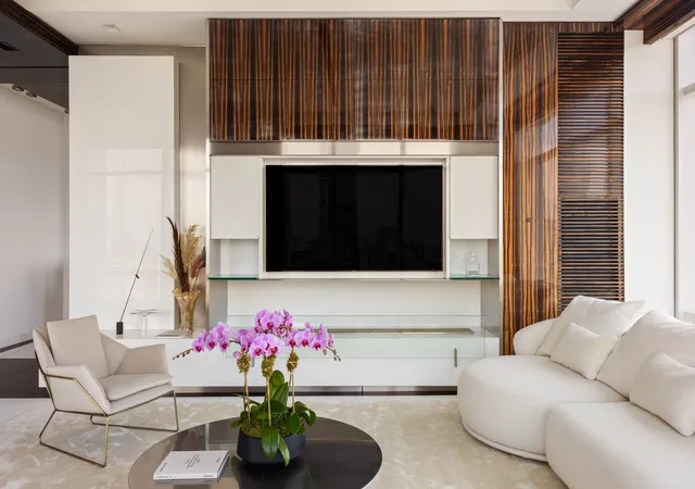 Photo 3 of Condo for sale at 845 United Nations Plz #82-CD, New York, NY 10017 | MLS# RLS10973075 | Listing updated on 2026-04-09
