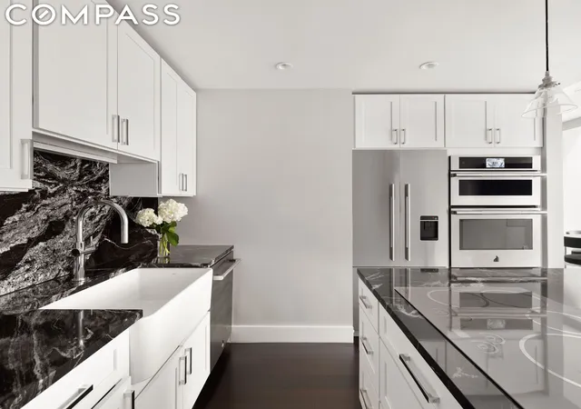 Photo 3 of Sale Pending at 206 1St Ave #1B / 2nd Floor, New York City, NY 10009 | MLS# RLS10996553 | Listing updated on 2026-07-30