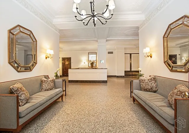 2nd image of 1120 Park Ave, New York City, NY 10128