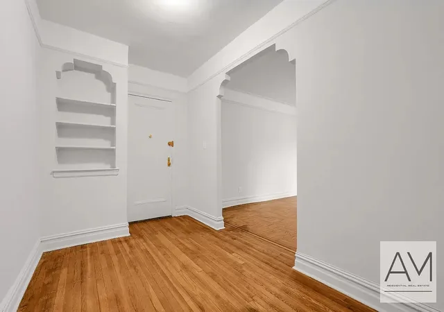5th image of 1717Th Ave N, New York City, NY 11230
