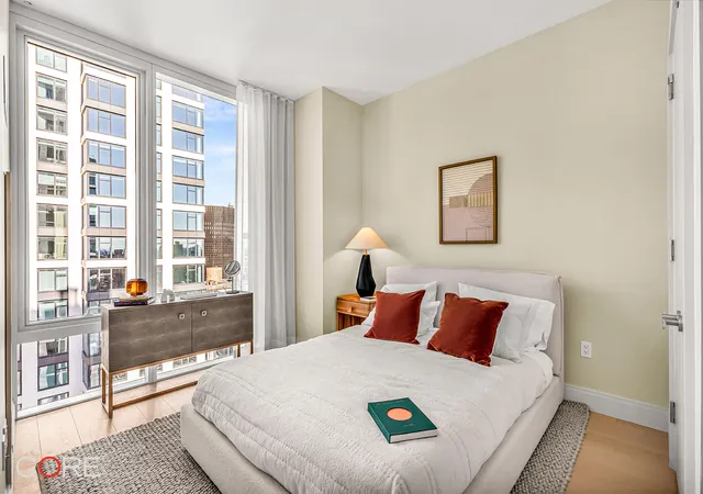 Photo 4 of Sale Pending at 501 3rd Avenue #22C, New York, NY 10016 | MLS# RLS11006121 | Listing updated on 2025-11-24