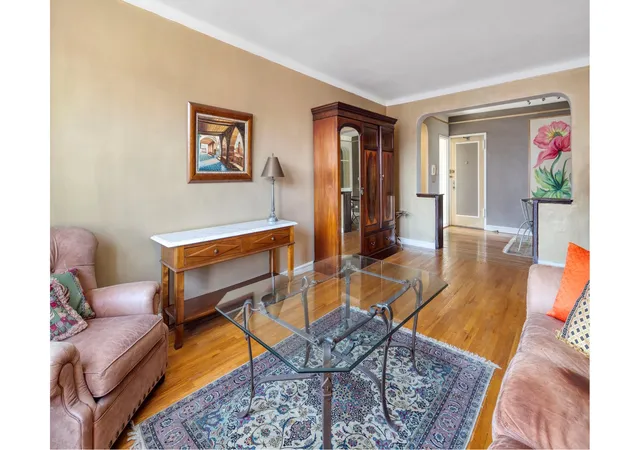 2nd image of 69 10 Yellowstone Blvd #612, Forest Hills, NY 11375 | MLS# RLS10989985