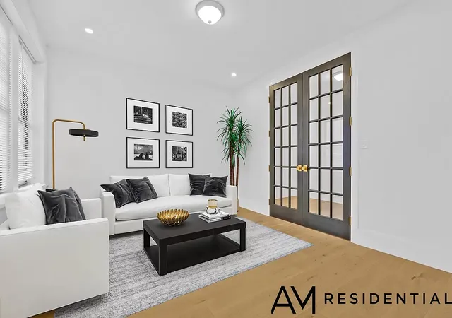 2nd image of 500 Ocean Ave #3A, Brooklyn, NY 11226 | MLS# RLS10948613