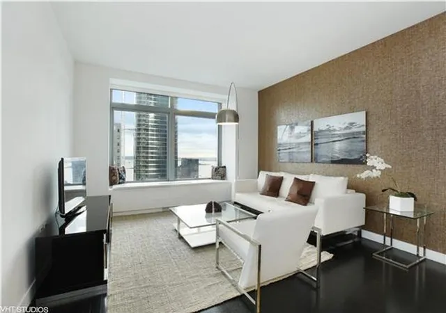 2nd image of 123 Washington St #44G, New York, NY 10006 | MLS# RLS10986358