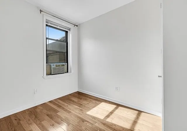 6th image of 21 05 33rd St #5-D, Astoria, NY 11105 | MLS# RLS11009852