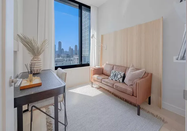 Photo 4 of House for sale at 45-30 Pearson St #15-F, Long Island City, NY 11101 | MLS# RLS10987656 | Listing updated on 2026-01-05